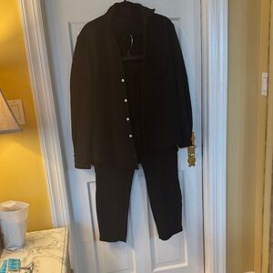 Frank & Eileen Classic Black Ensemble